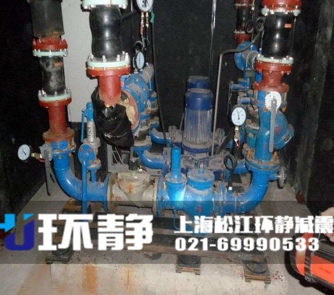 單球體橡膠接頭運(yùn)行現(xiàn)場(chǎng)