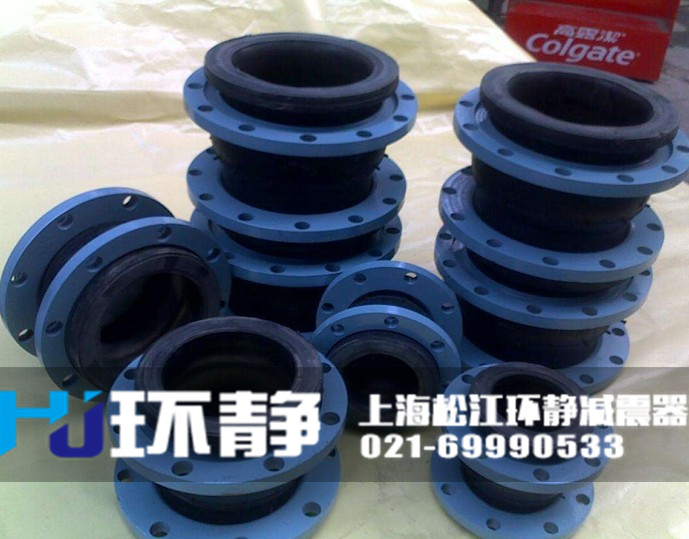 香港港島碳鋼可曲撓橡膠接頭發(fā)貨圖